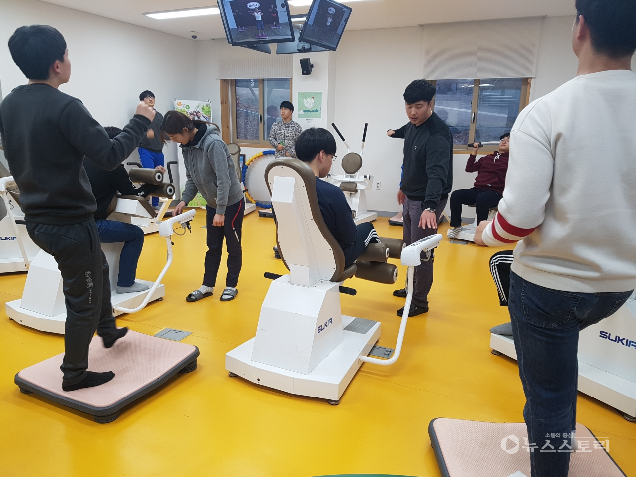 서천군보건소가 지역 청소년들의 건강과 비만관리를 위해 마련한 몸짱스쿨을 4주간 운영한다.