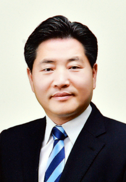 충남도의회는 김동일 의원