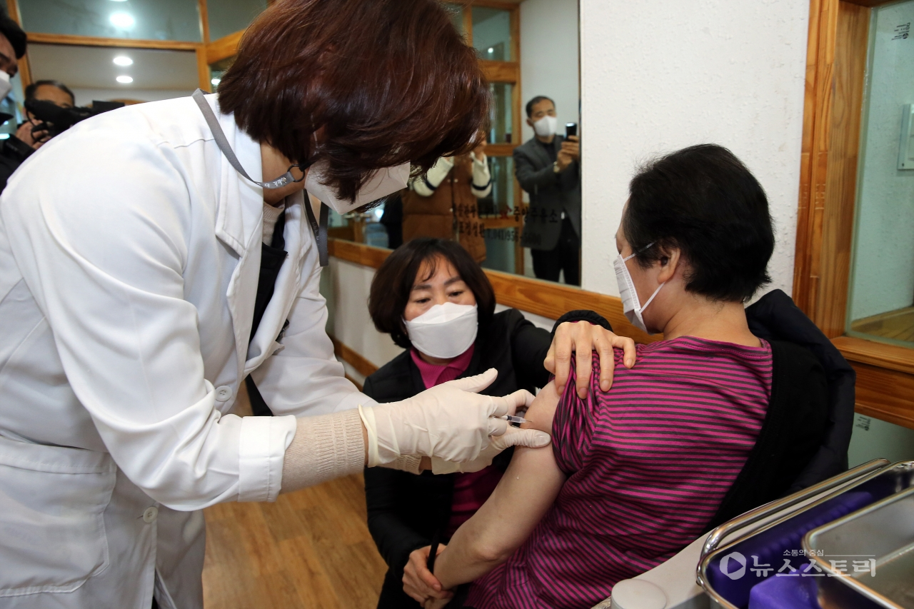 서천군에서 26일부터 코로나19 백신 접종이 시작됐다. ⓒ서천군