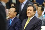 김무성 대표 “심학봉 의원은 의원직 자진 사퇴해야지...”