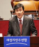 박근혜는 국민을 북한인민 수준으로 통치하고 있다..