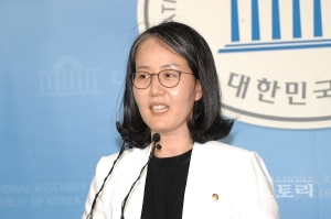 김현아 “미국 전작권 보유는 한국주권과는 별개 문제” 논란