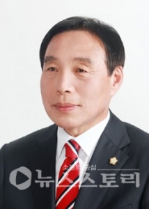 서천군의회 나학균 의원 예산결산특별위원장 선출