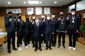 서천군청 육상팀, 전국일반육상대회 메달 획득