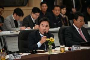 박정현 부여군수 ‘1979년 이후 변합 없는 공중보건의 의무복무 36개월...특별법 개정‘촉구
